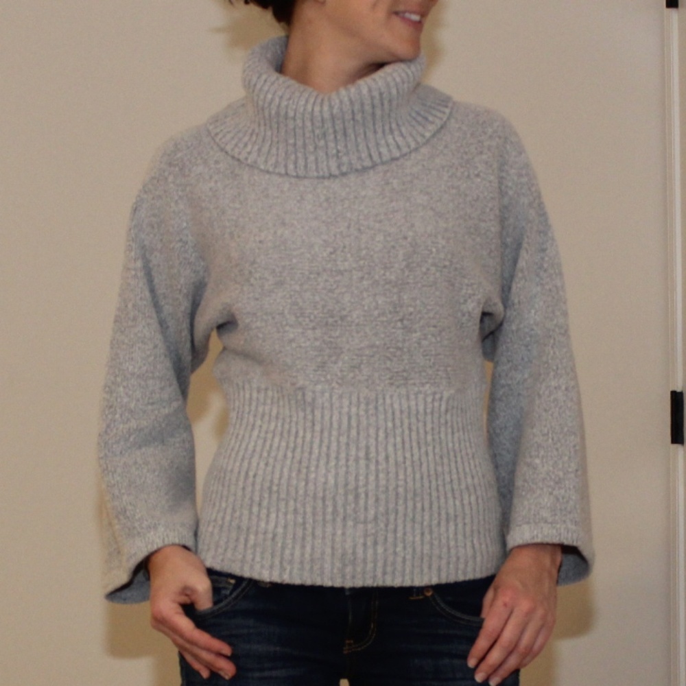 A.n.a grey sweater